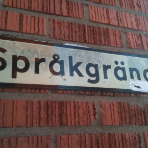 Ett nytt meddelande angående renoveringarna på Språkgränd Ett nytt meddelande angående renoveringarna på Språkgränd