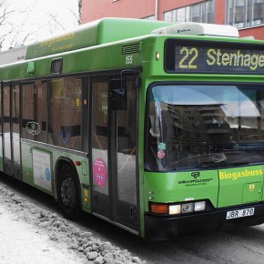 Nolltaxa den bästa enhetstaxan - Protester mot höjda busspriser Nolltaxa den bästa enhetstaxan - Protester mot höjda busspriser