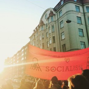 Rapport från 8 mars-manifestation i Stockholm Rapport från 8 mars-manifestation i Stockholm